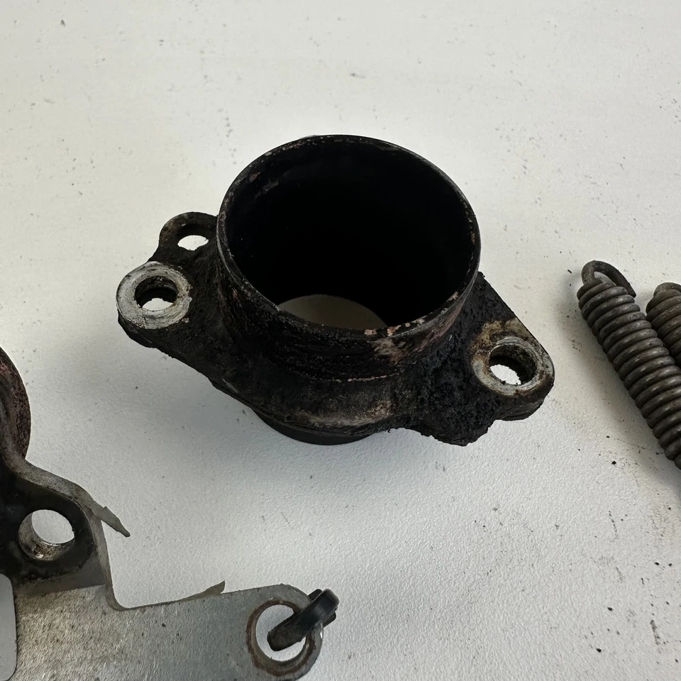 KTM 640 LC4 2003 Brida de escape Cabezal Tubo Salida con resortes Foto 4 de 4