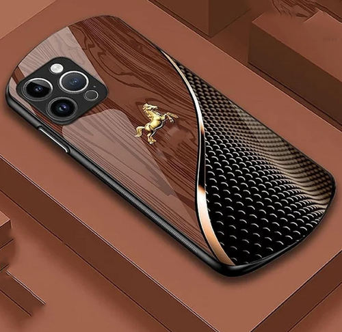 Personalisierte magnetische Hartglashülle Golden Pferd Holzmaserung für iPhone 16 - Bild 14 von 16