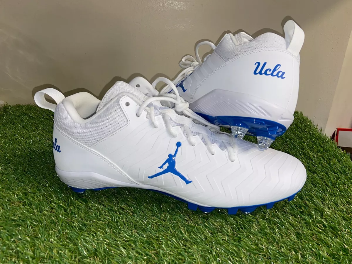 Jordan softball hotsell cleats mens