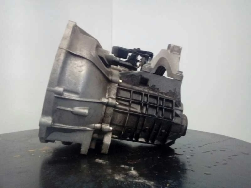 6N5R7002YC GEARBOX / M1-B4-74 / T1GF2 / 1407314 FOR FORD FOCUS LIM. CB4 1.6 TD - Image 4 of 4