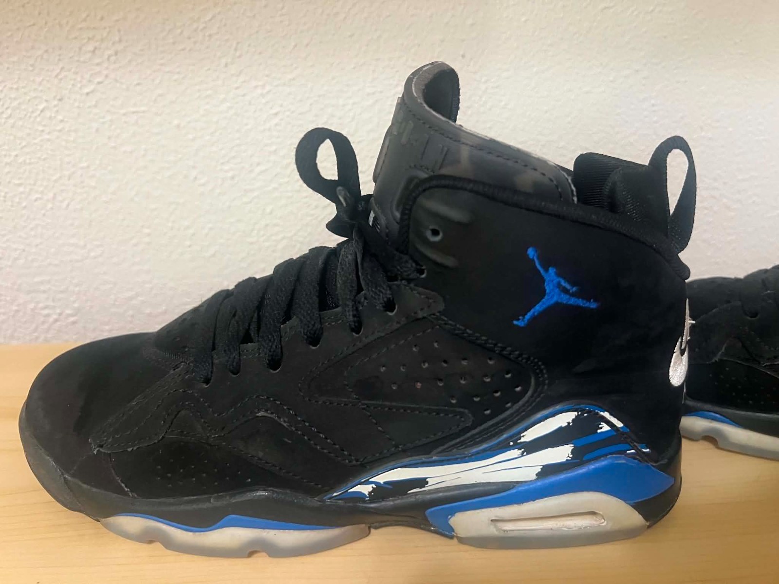Air Jordan Jumpman MVP GS Black Royal Blue Youth Size 5Y Basketball Shoes