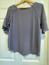 LOFT Top shirt Blouse M 8 Bust 40 Length 25 soft purple Solid flared sleeve