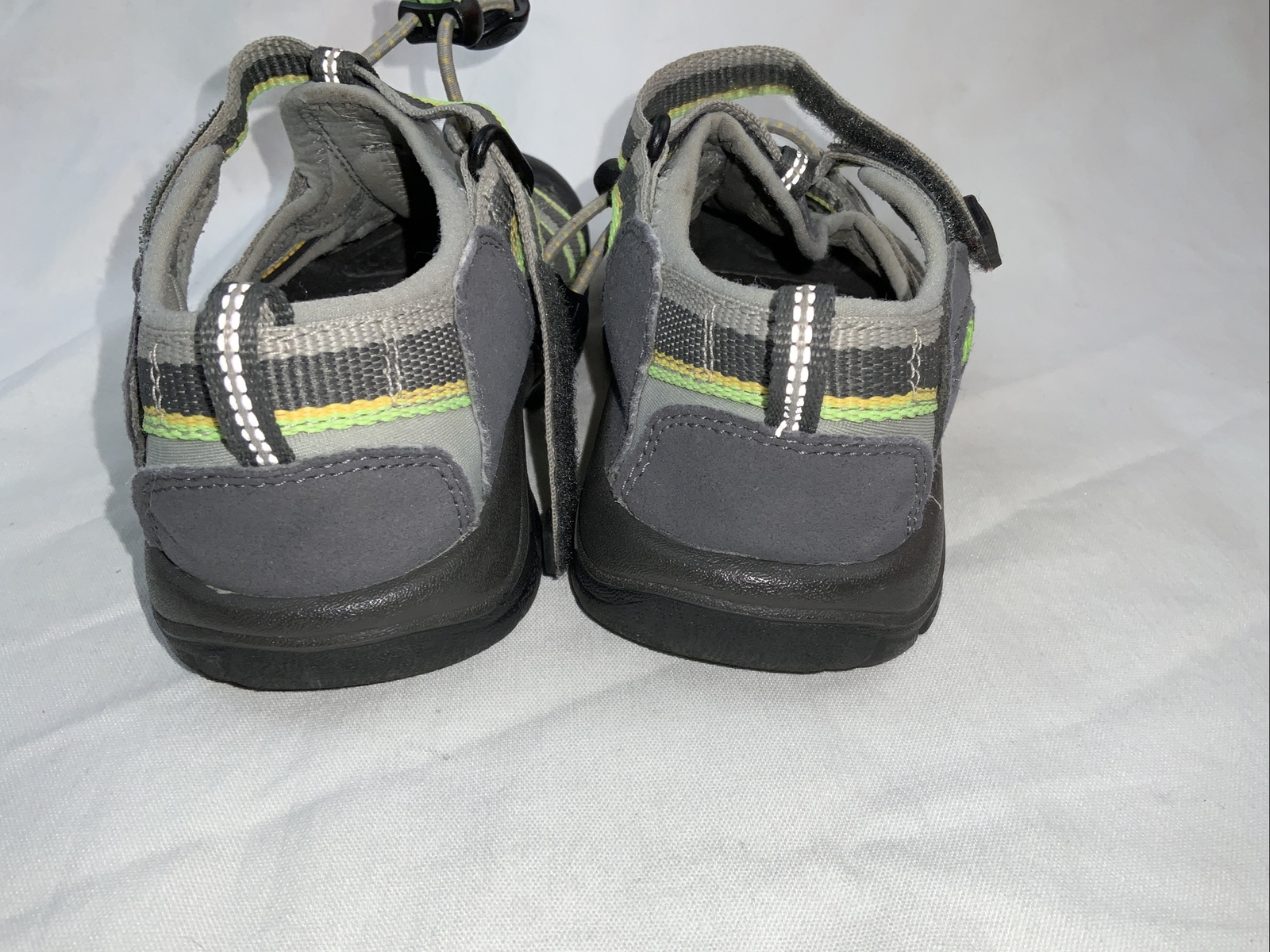 Sandali sportivi impermeabili Keen Newport grigio verde scarpe BAMBINI US 13 EU 31