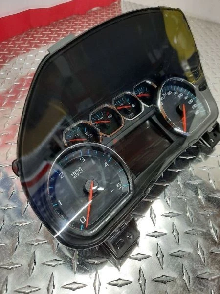 2018 Chevy Silverado 2500 Instrument Cluster 141K Miles P/N 84390806 Tested OEM - Image 3 of 4