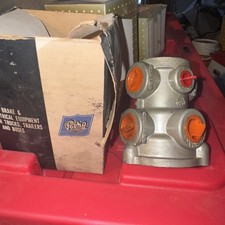 Berg Nos New Old Stock Dual Brake Foot Valve 114000 Vintage Truck Auto Car Part