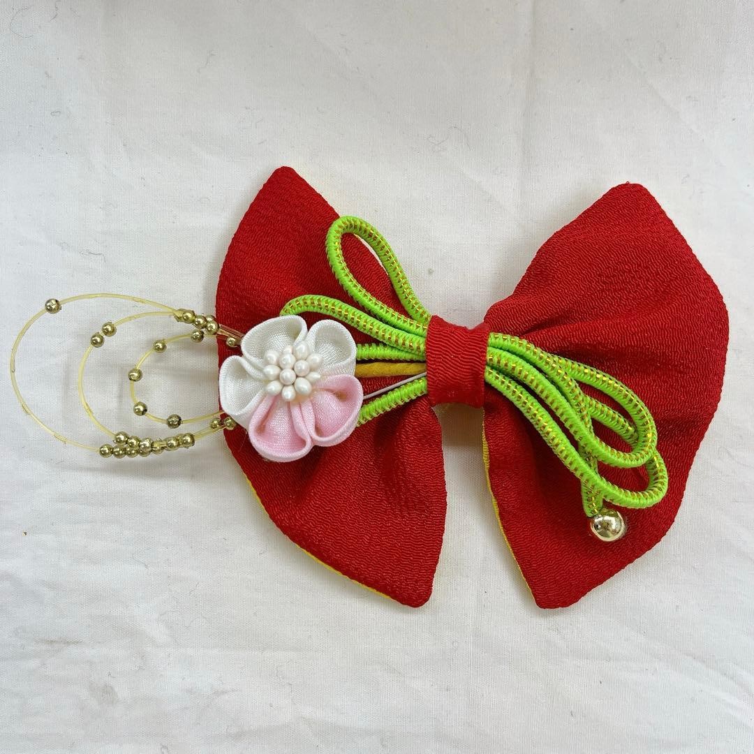Kanzashi Hair Ornament Girl Red Ribbon Green Kumihimo Tsumami for Shichi-Go-San