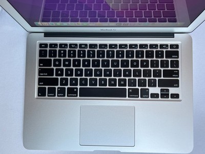 2017 Apple MacBook Air 13-inch 1.8 GHz i5 8GB RAM 128GB SSD A1466