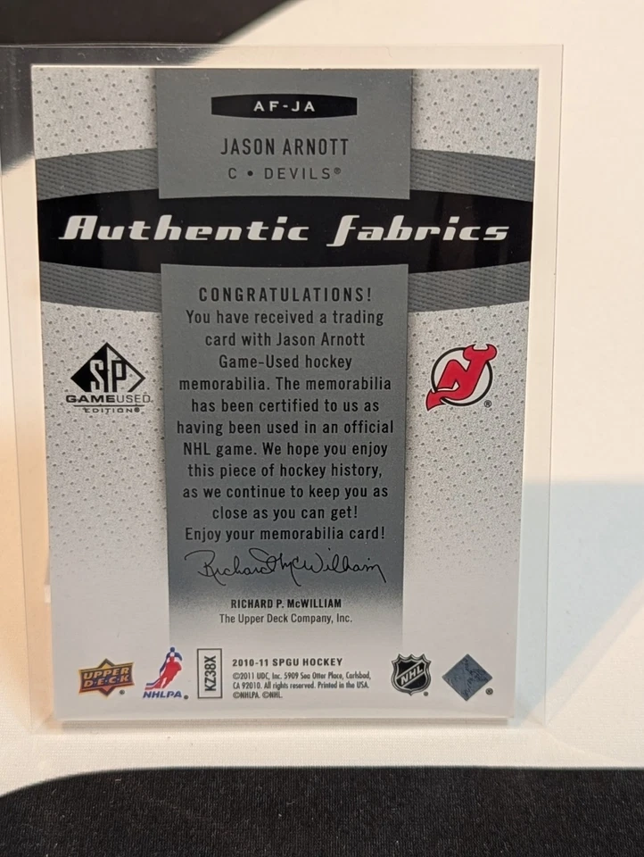 Jason Arnott 2010-11 UD SPGU Authentic Fabrics *Game Used* Patch #AF-JA - Image 2 of 2