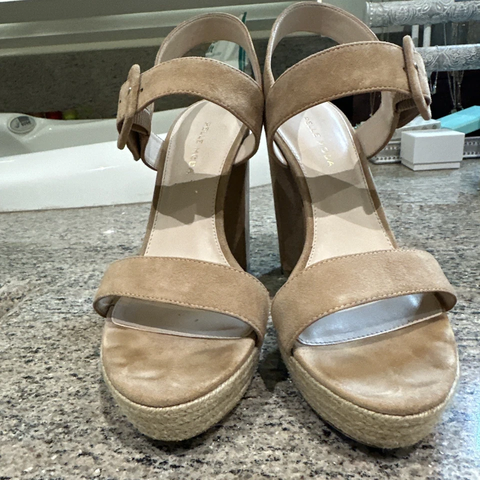 Pelle Moda Paloma Latte Suede Beige Platform Sandals 9M $160 - Image 4 of 4