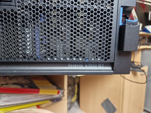 ibm system x3850 m2 - 64GB RAM - 4x xeon X7650 4 cores @2,93GHz - Photo 3/5