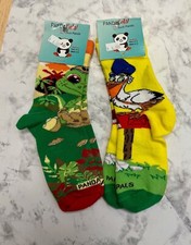 "Sock Panda" Youth Socks- 2PACK Medium 12-2 Pelican Carrier  Egg Shell Dino