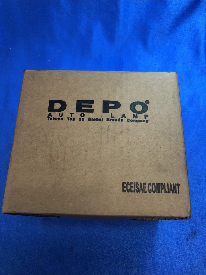 Faro antiniebla de repuesto lado pasajero Audi A4 Quattro 02-04 DEPO 441-2018R-AQN Foto 4 de 4