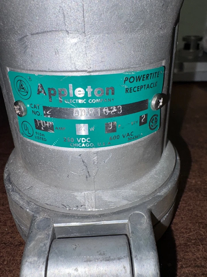 RECEPTÁCULO APPLETON ADR1023 POWERTITE 100 AMP 2 CABLES 3 POLOS 250VDC 600VAC 397 NUEVO DE STOCK Foto 2 de 4