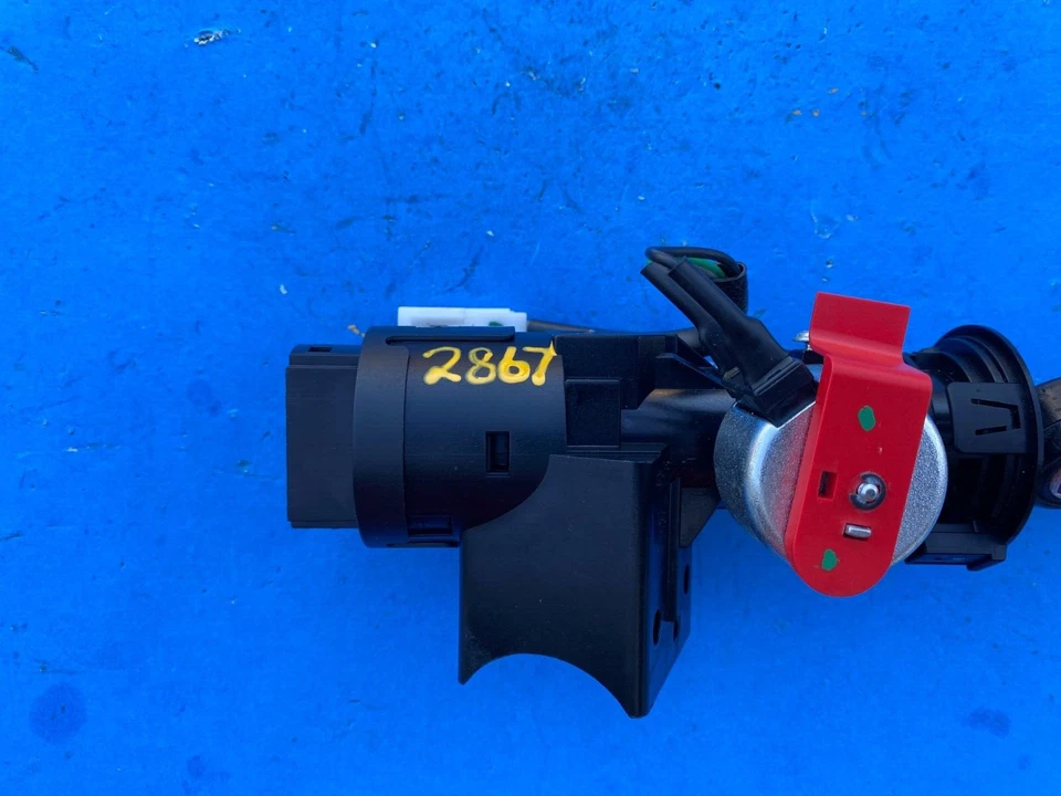 FIAT 500 2012-2019 interruptor de encendido de dirección cilindro de bloqueo con llave OEM 68072199AB Foto 2 de 4