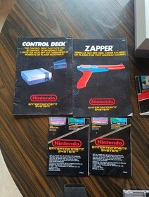 Console Nintendo Nes 2 Manettes Un Zapper Jeu Duck Hunt Notices