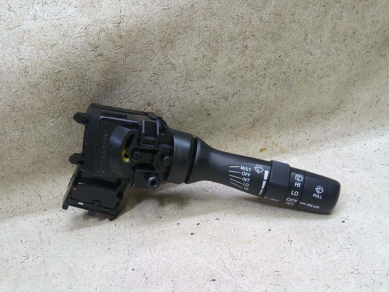05-07 Toyota Prius Column Switch Wiper Blades - Windshield & Rear