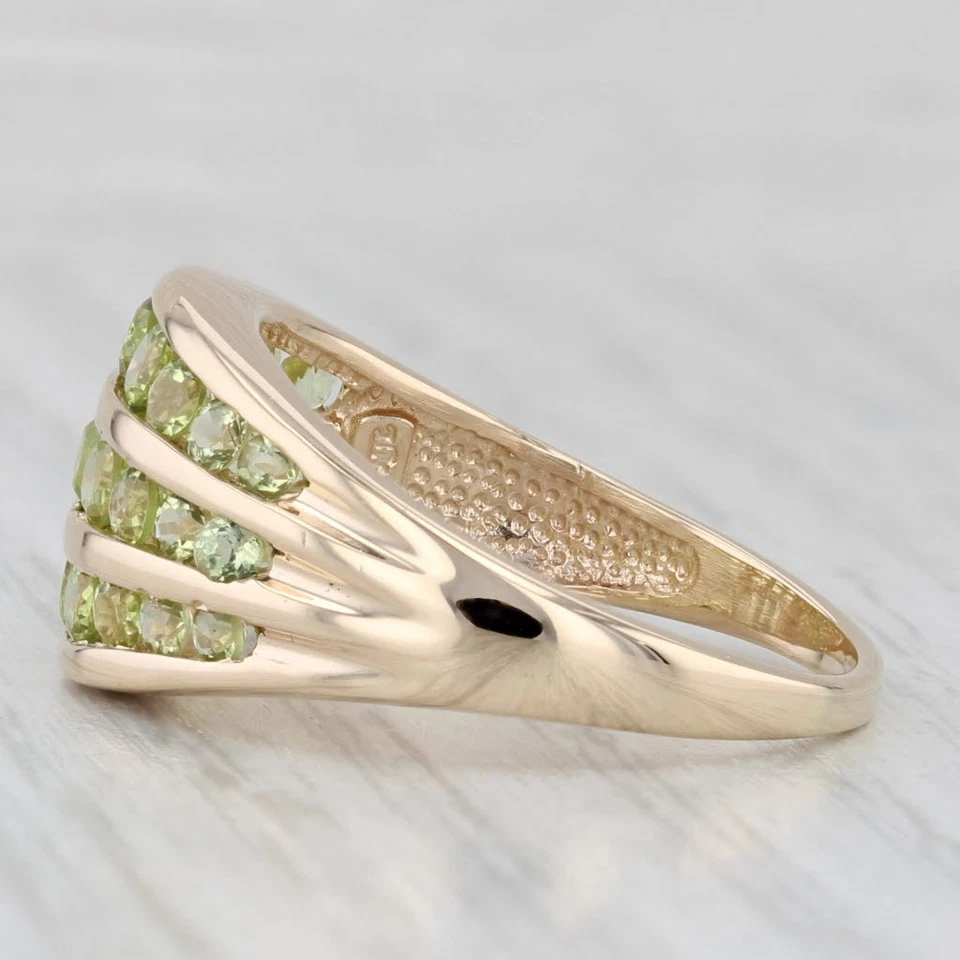 Anillo de peridoto verde de 2 quilates de oro amarillo de 14 k talla 10 Foto 3 de 4
