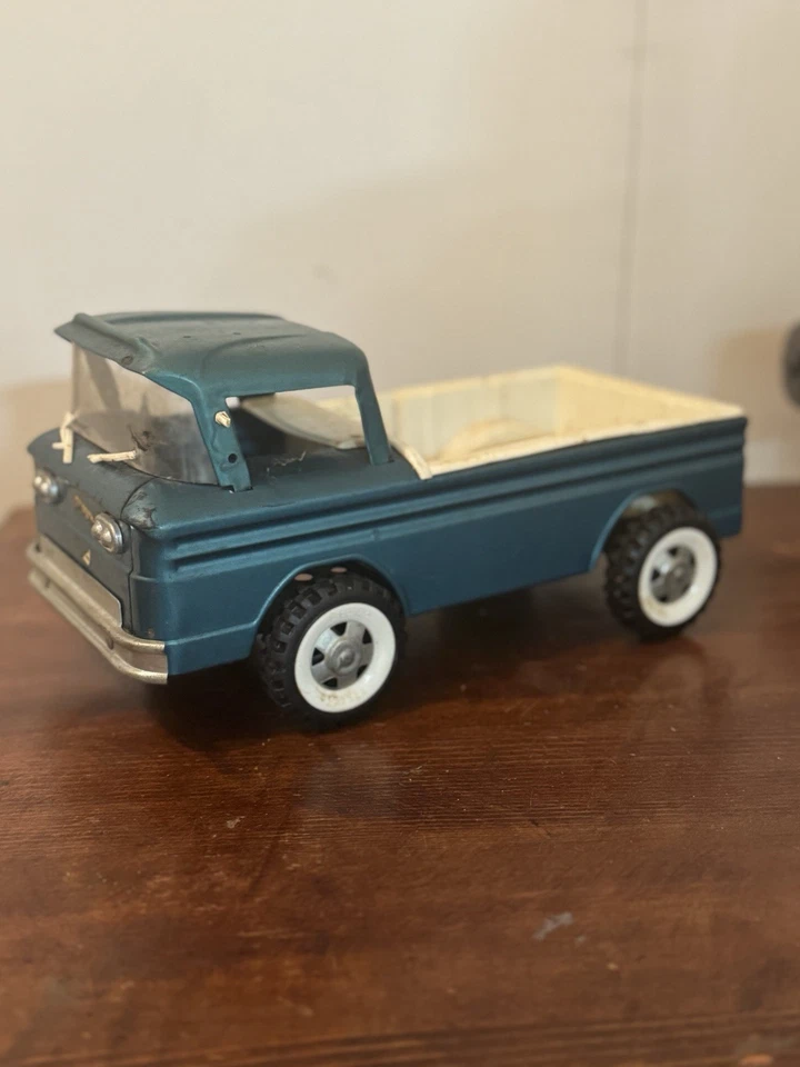 Camioneta de juguete Structo Rampside Corvair Econoline años 60 vintage verde prensada Foto 2 de 4