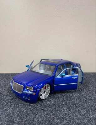 Jada Blue Chrysler 300C Hemi Car Dub City Edition | eBay