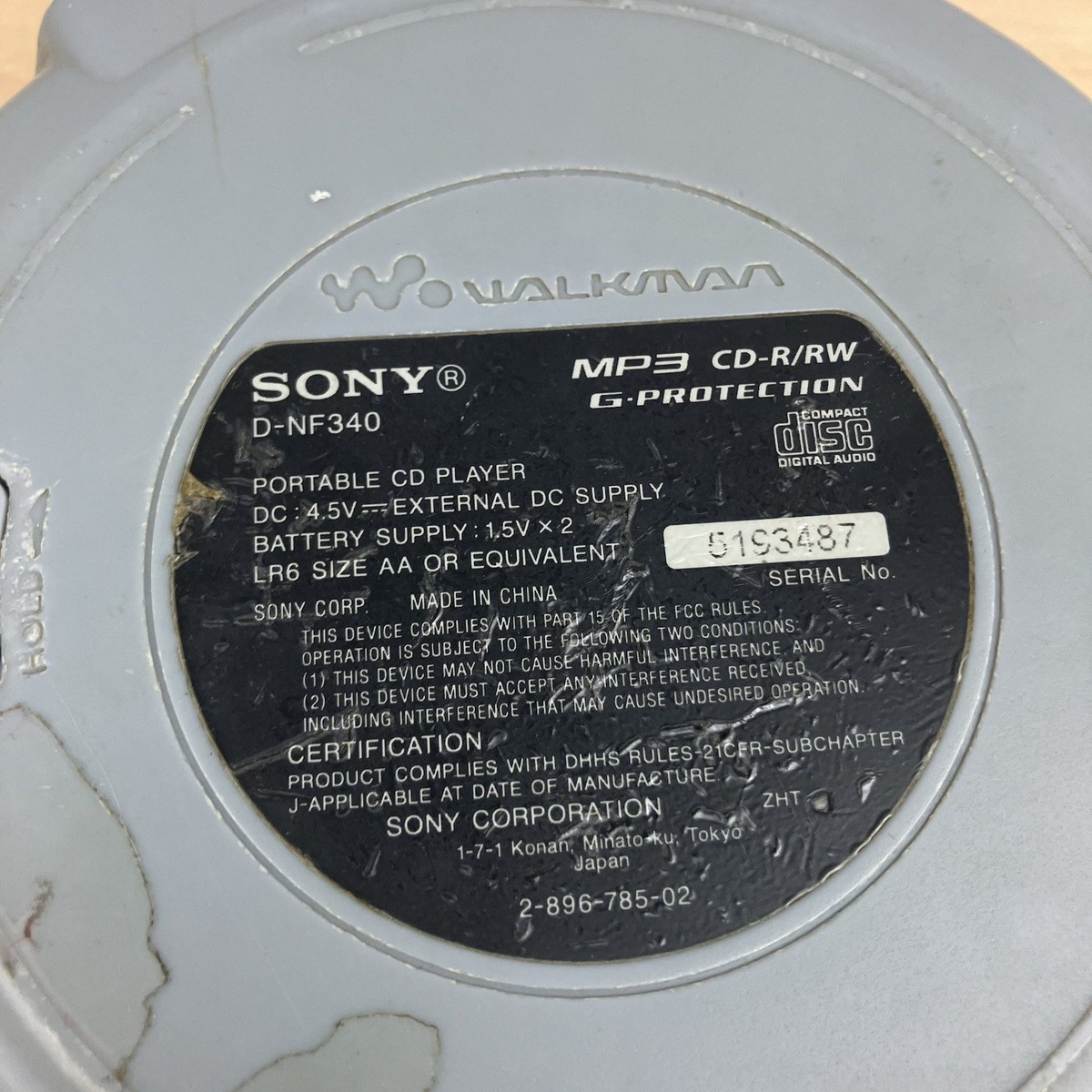 Sony D-NF340 Walkman CD Player FM Radio MP3 Silver FOR PARTS / AS