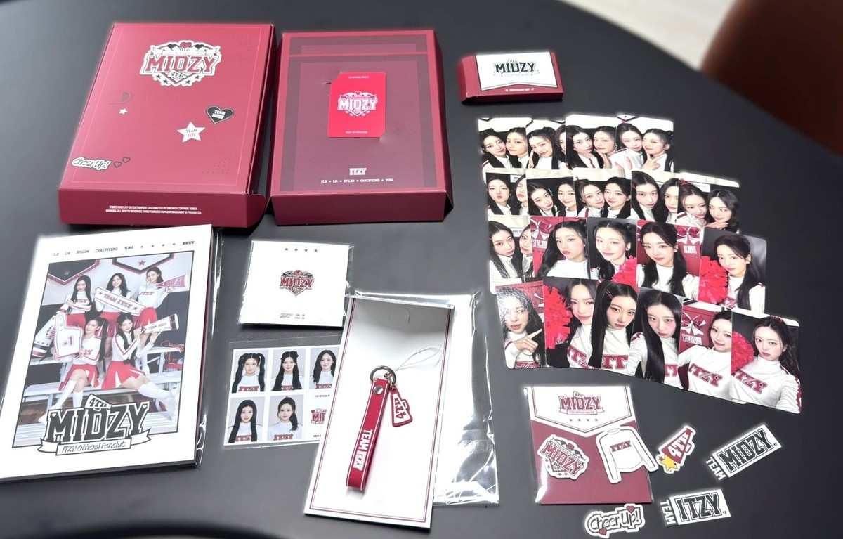 ITZY 2025 OFFICIAL MEMBERSHIP POB 4TH MIDZY FANCLUB PHOTOCARD ID