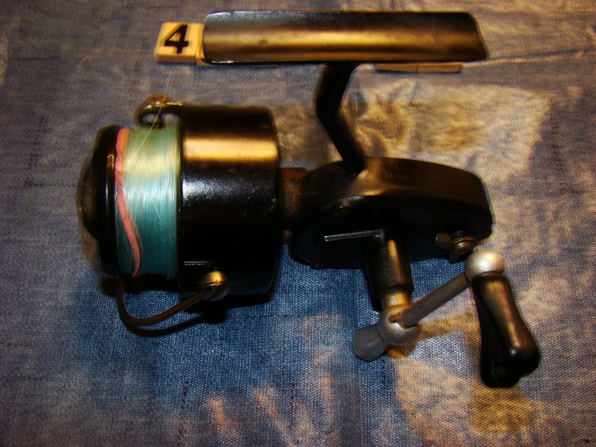 MOULINETS de pêche MITCHELL 300 et GARCIA 300