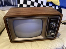 Vintage GE General Electric 10 Color Performance Television Model 10AB0405K