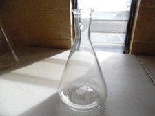 Kimax Flat Bottom Flash With Sidearm Tubulation Graduate 2000mL #27060