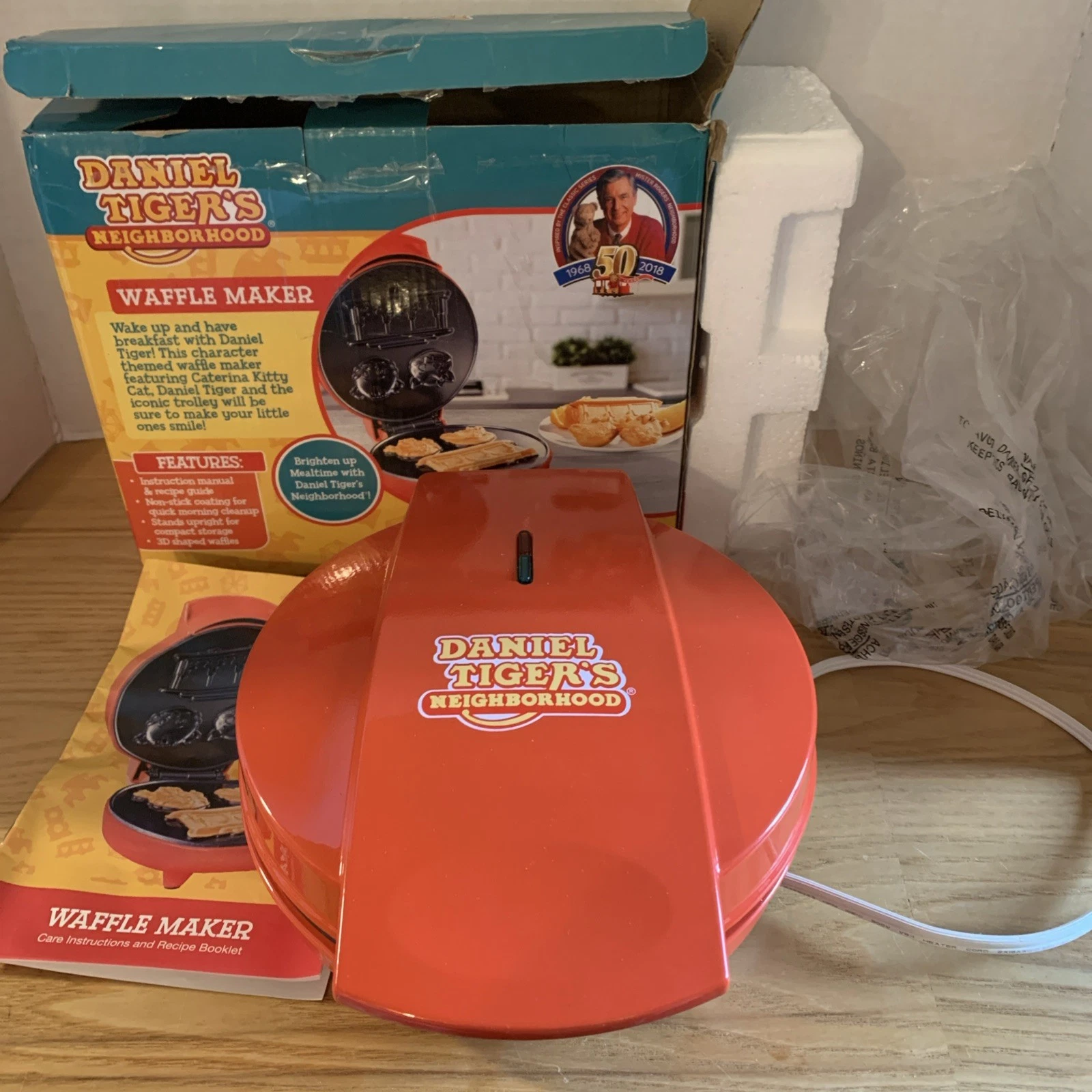 Daniel Tiger Waffle Maker Iron- Electric Nonstick New Out of Box