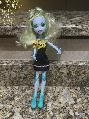 Monster High Doll Lagoona Blue Skultimate Roller Maze Gen 1 w Knee Pads