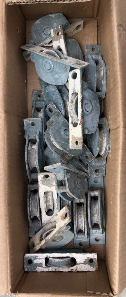 20 x Vintage Antique Victorian late 1800's Sash Window Pulleys Holcroft No. 10 - Image 1 of 4