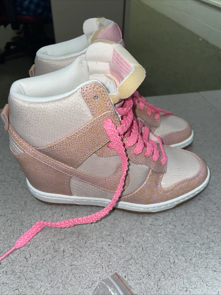 Nike Womens Dunk Sky Hi Desert Sand Gum Pink 543257-040 Wedge Sneakers Size 5 - Image 2 of 4
