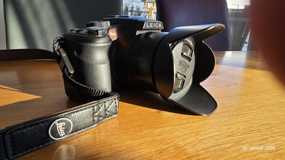 Leica V-Lux 4 