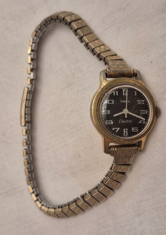 Timex Electric * Ladies Vintage Watch * Gold Tone Brown Dial * Mechanical