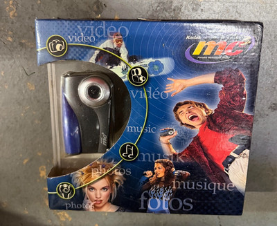 New NIB 90s Toys Kodak MC3 Portable Multimedia Device Camera Video MP3 Player