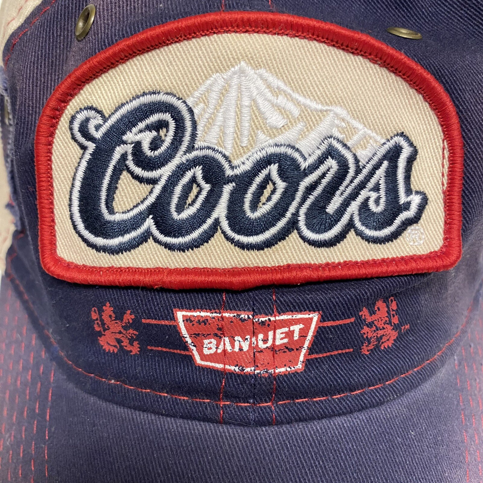 Coors Banquet fitted vintage hat, Preowned, baseball … Gem