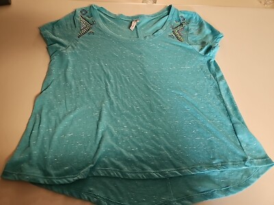 Women's Juniors Red Camel  Graphic T Blouse Light Green /white Size Large (T3) 