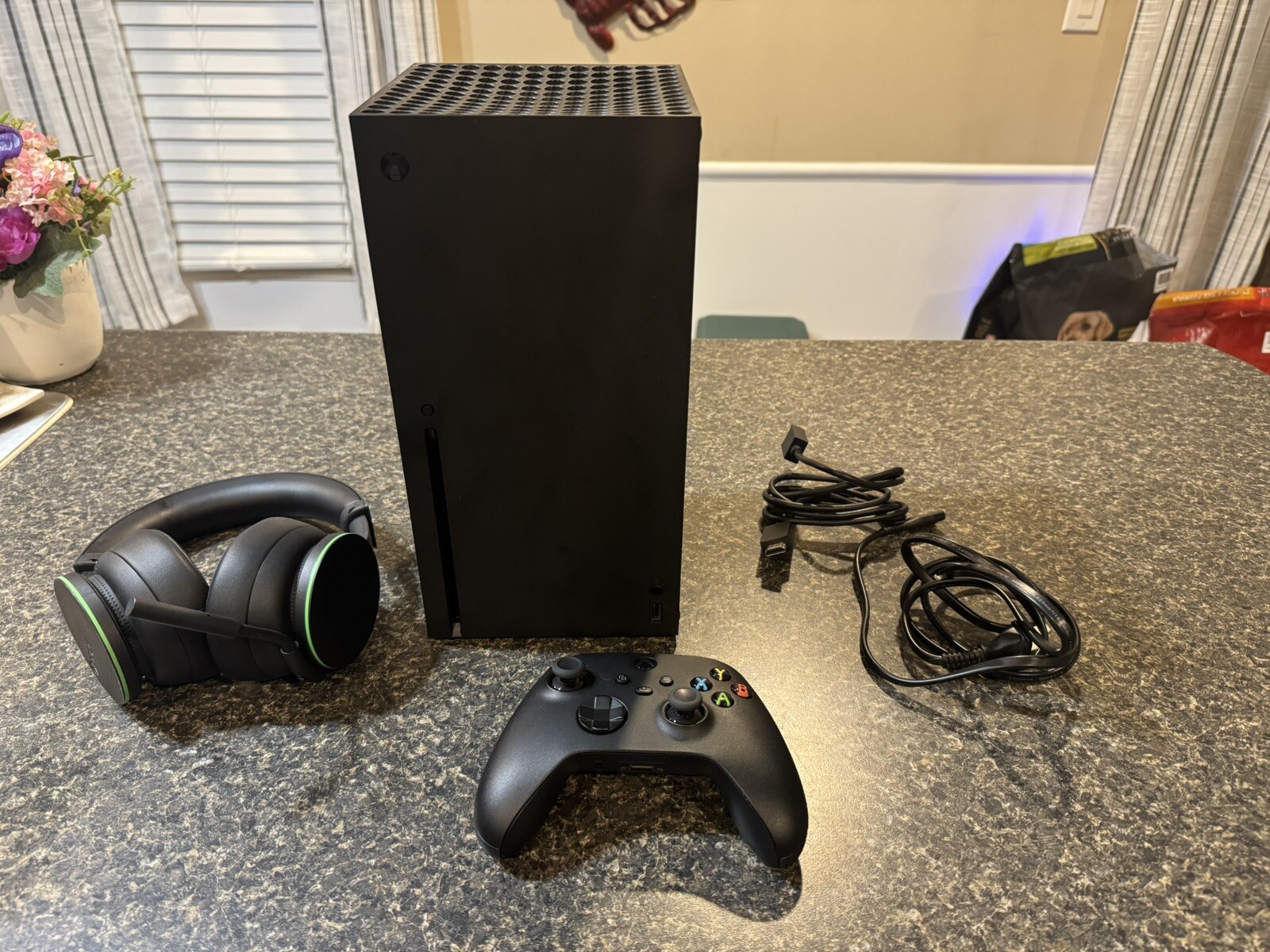 Microsoft Xbox Series X 1TB (with headset!)