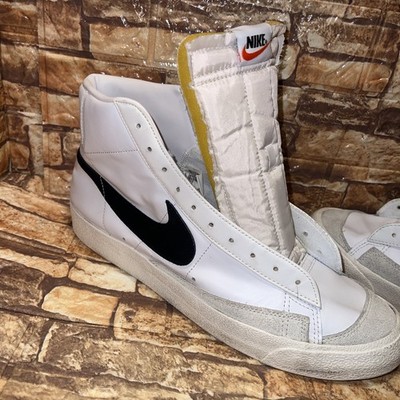 Nike Blazer Mid  display picture 1