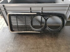 Original BMW E3 voiture de collection calandre calandre avant gauche