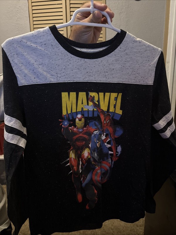 Marvel Boys Long Sleeve Graphic Tee Size XL Iron Man, Spiderman, Captian America