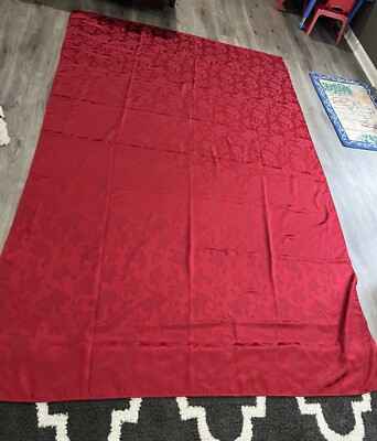 Christmas Holiday Floral Tablecloth Solid Red Leaf Print Rectangle 65  X 86  EUC