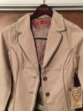 Love Stitch Embroidered Design Jacket Size Small