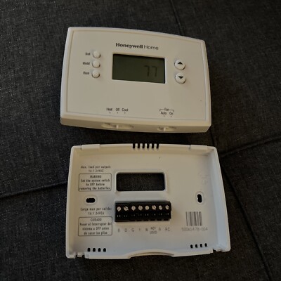 Honeywell RTH221B Programmable Thermostat