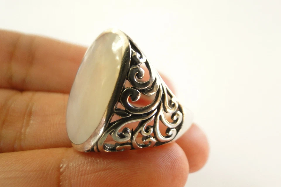 Anillo de plata de ley 925 con borde ornamentado de madreperla 6 7 8 9 Foto 3 de 4