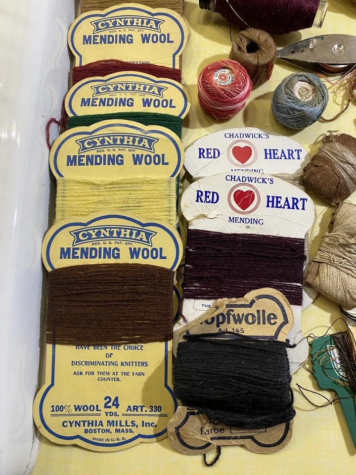 Estate Lot Antique Darning Mending Crochet Knitting Thread Lot Cotton & Notions - Image 4 of 4