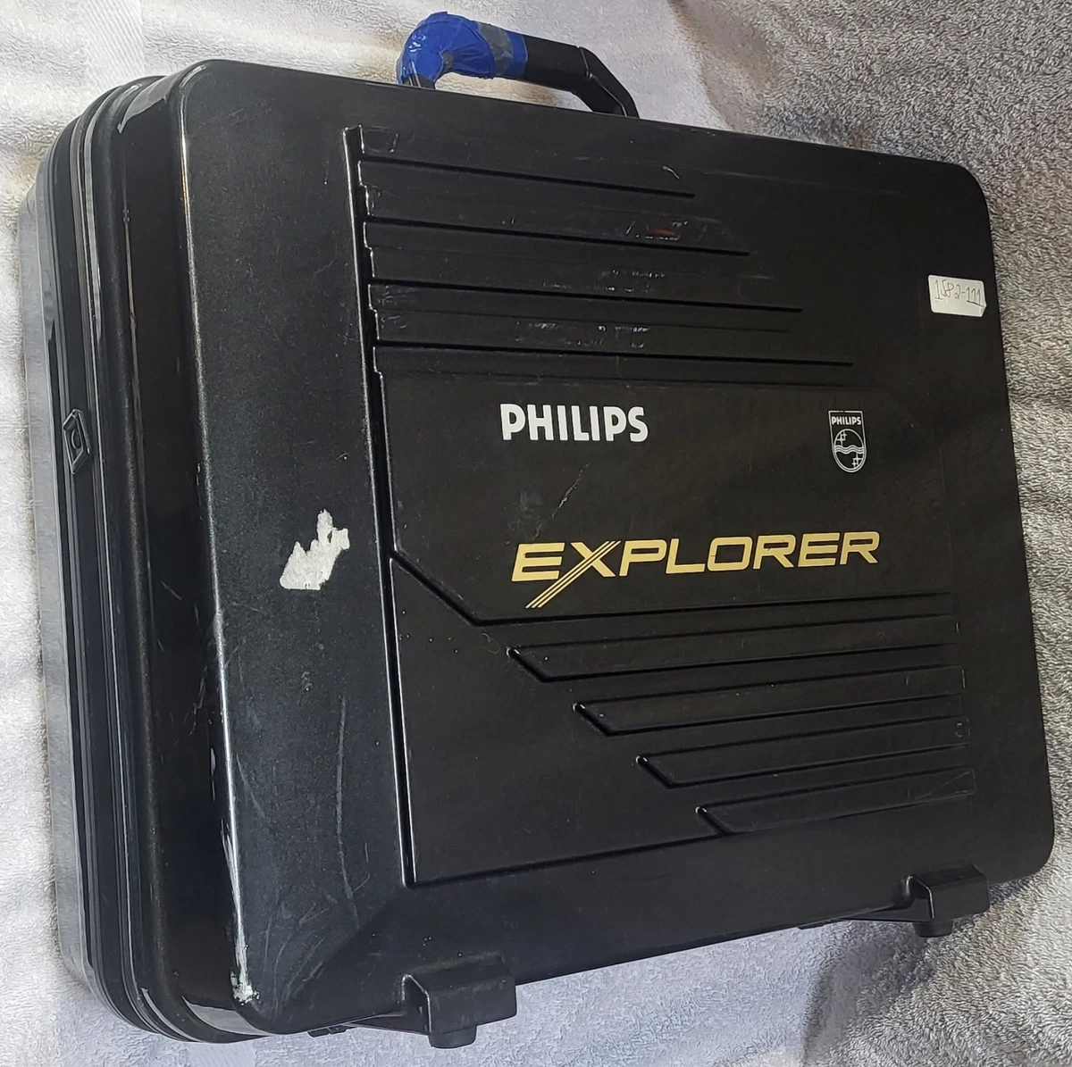 Large format cameras: a review of the Phillips 8x10 Explorer