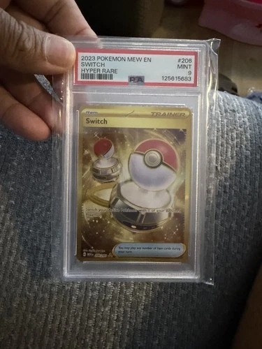 PSA 9 SWITCH 206/165 - SCARLET & VIOLET 151 HYPER RARE MEW EN - MINT