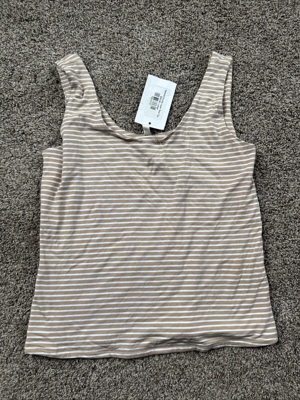 Be Cool Los Angeles Women’s Large But Fits Like A S/M nwt Double Layer tank NWT