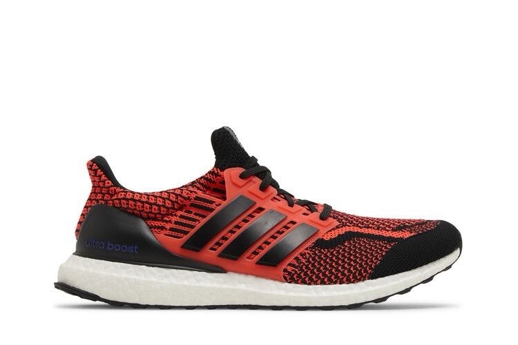 Size Adidas Men’s UltraBoost DNA Running Shoes, Solar